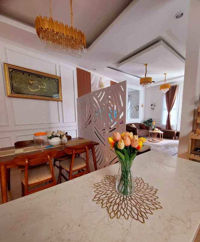 dijual rumah pekayon pasar rebo jakarta