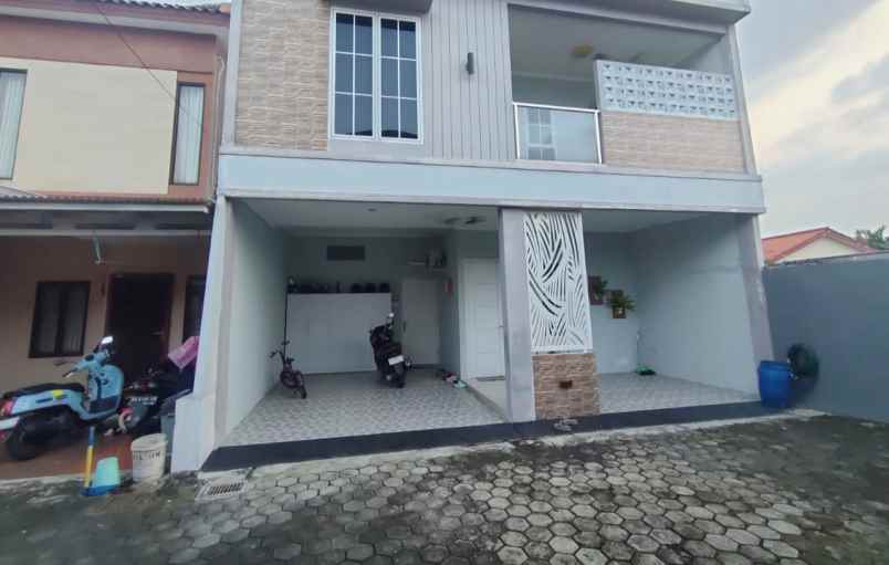dijual rumah pekayon pasar rebo jakarta