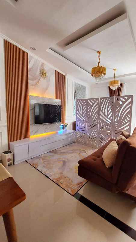 dijual rumah pekayon pasar rebo jakarta