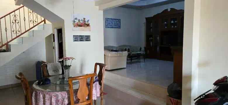 dijual rumah perum rawalumbu jembatan 7