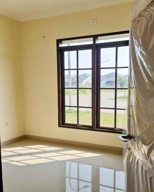 dijual rumah perumahan citra indah city