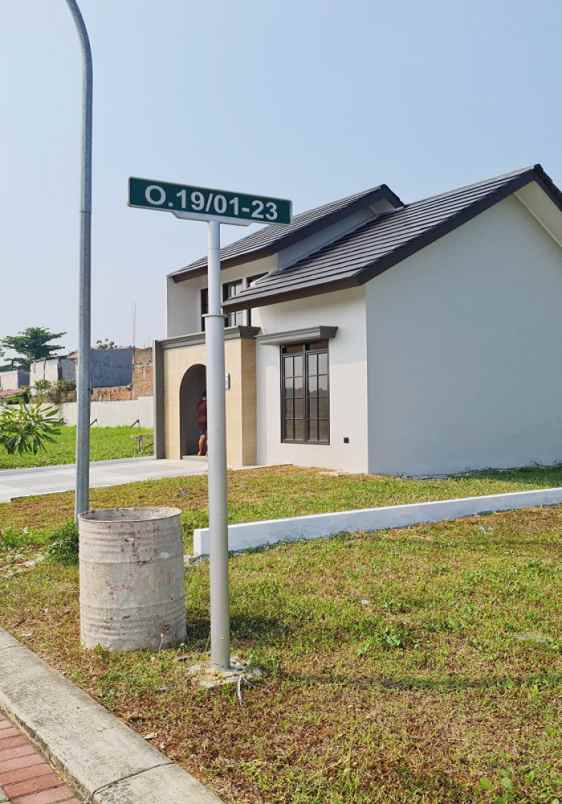 dijual rumah perumahan citra indah city