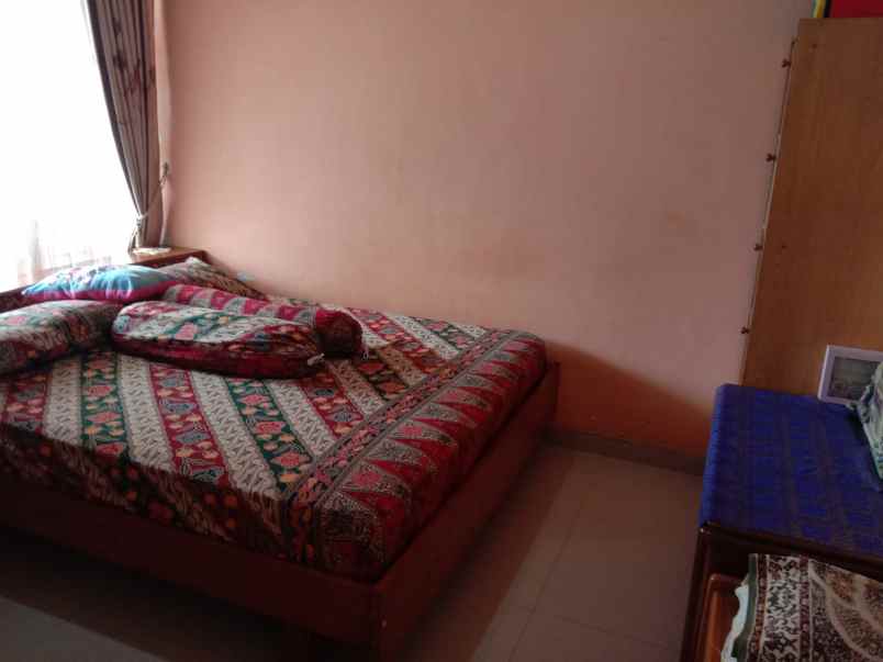 dijual rumah perumahan deltasari