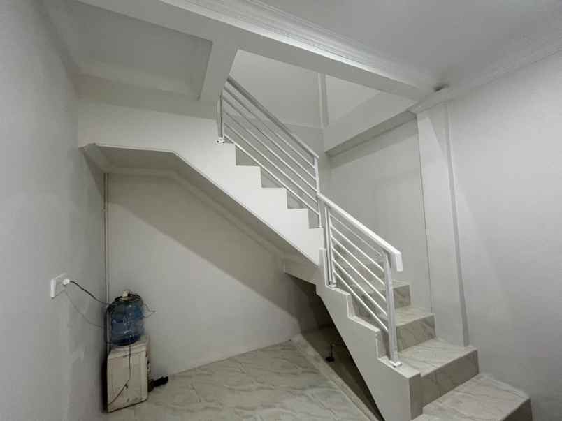 dijual rumah perumahan mangunjaya indah