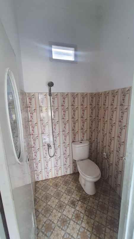 dijual rumah pilar sukatani karang