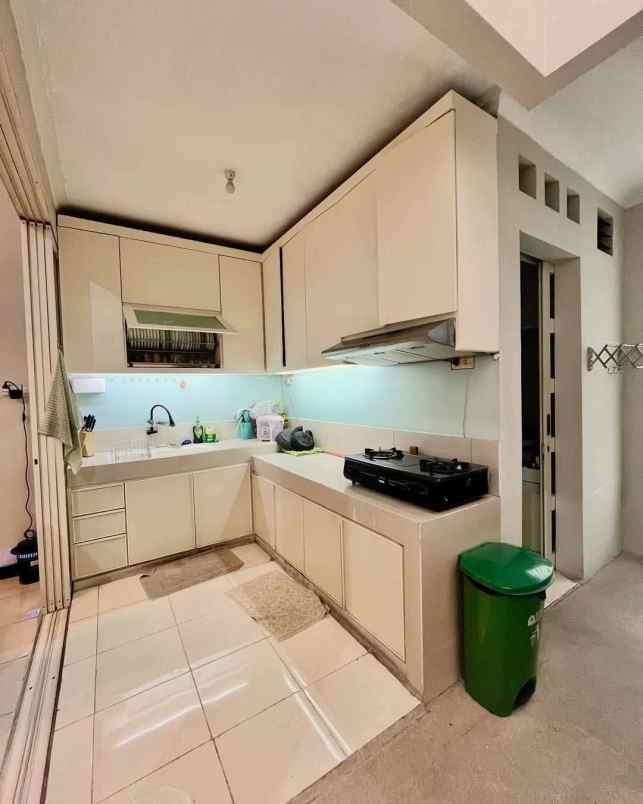 dijual rumah ploso timur