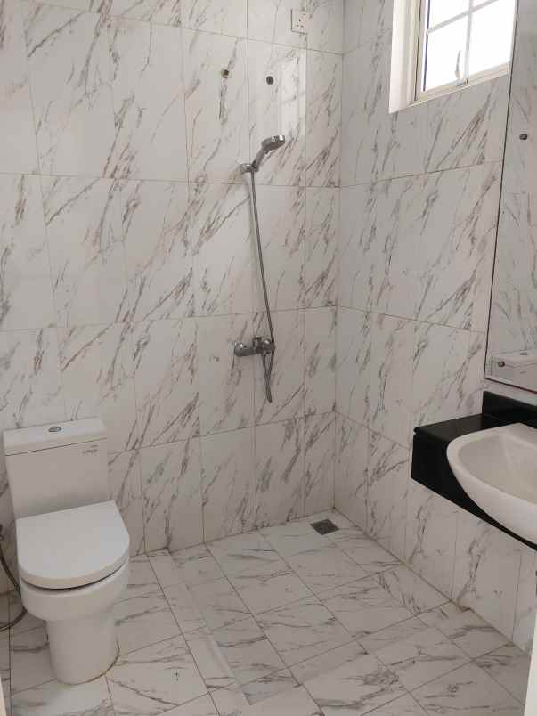 dijual rumah podomoro park bandung