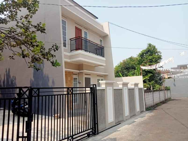 dijual rumah pondok aren bintaro jurang