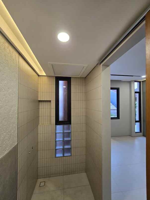 dijual rumah pondok bambu jaktim