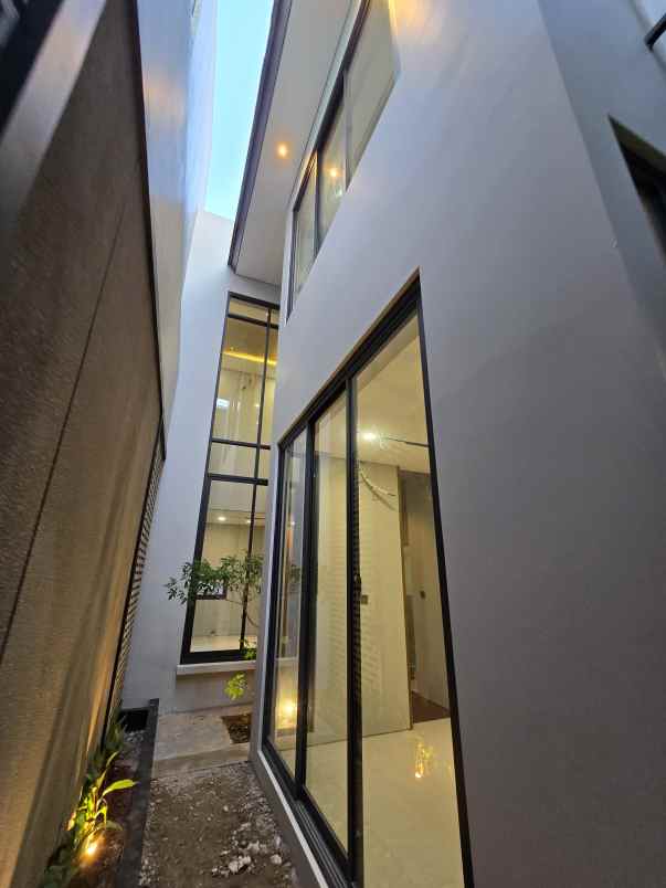 dijual rumah pondok bambu jaktim