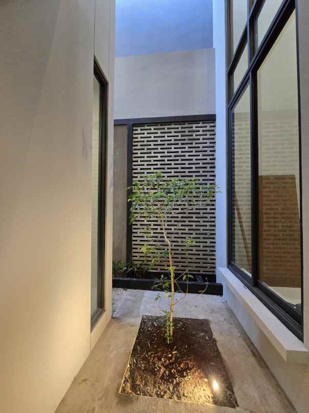 dijual rumah pondok bambu jaktim