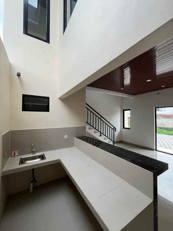 dijual rumah pondok benda