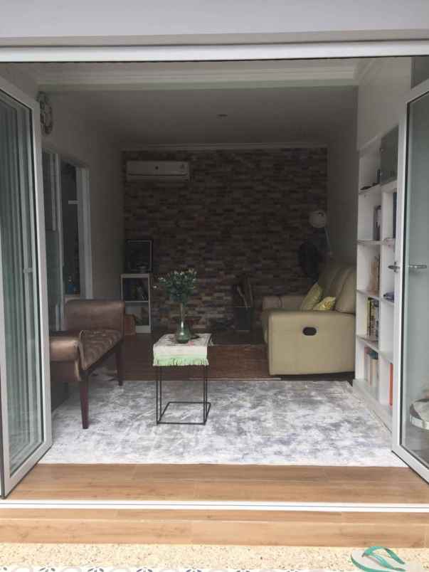 dijual rumah pondok labu