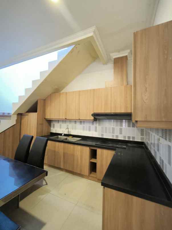 dijual rumah pondok permai kartasura