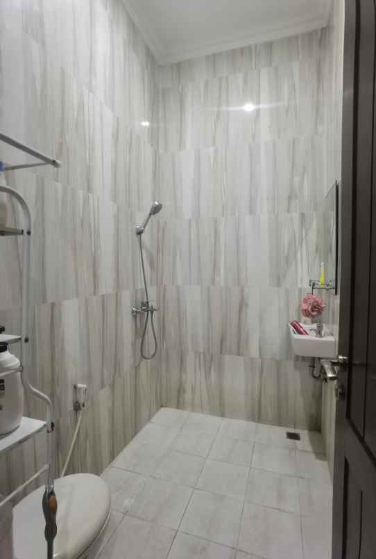 dijual rumah poris plawad cipondoh kota