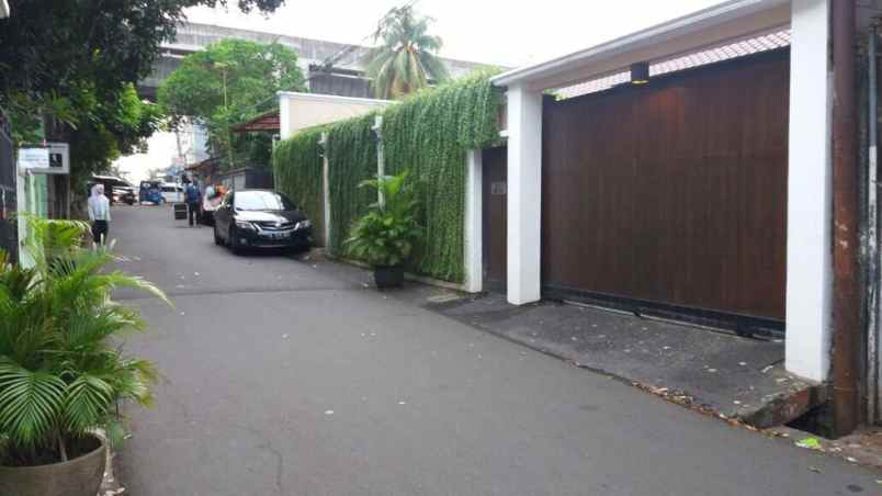 dijual rumah prapanca kebayoran baru