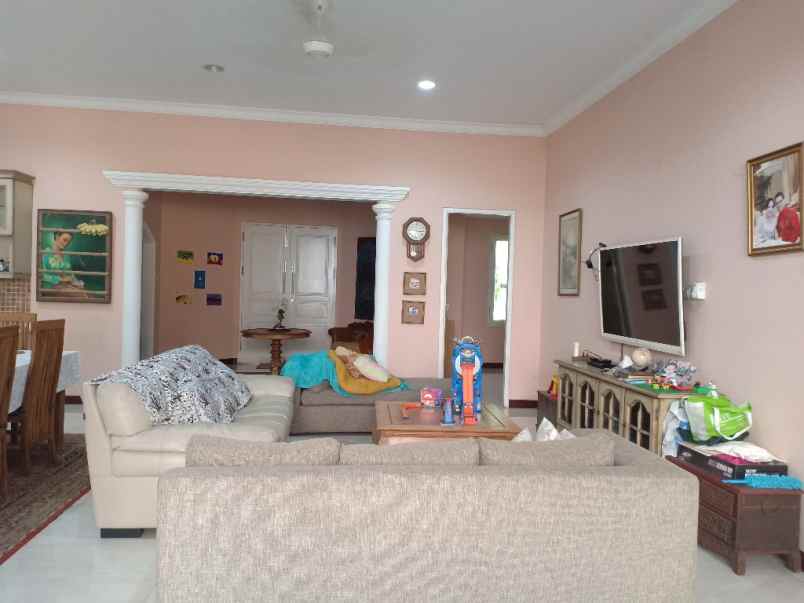 dijual rumah prapanca kebayoran baru