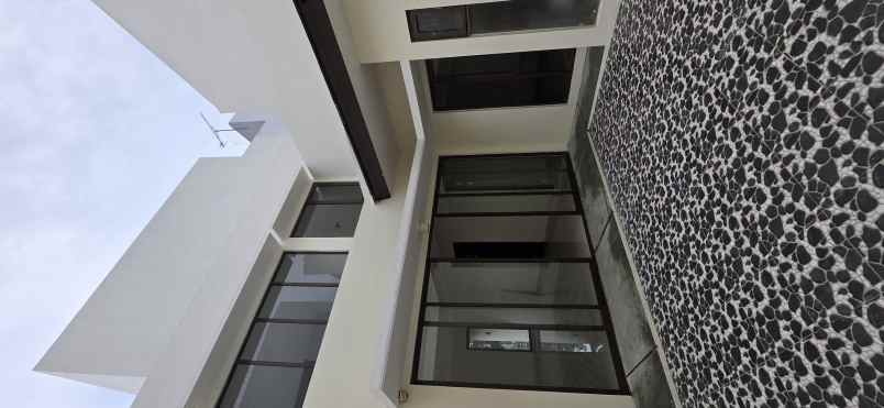 dijual rumah prestigia the eminent bsd city