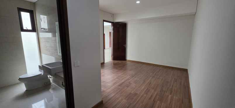 dijual rumah prestigia the eminent bsd city