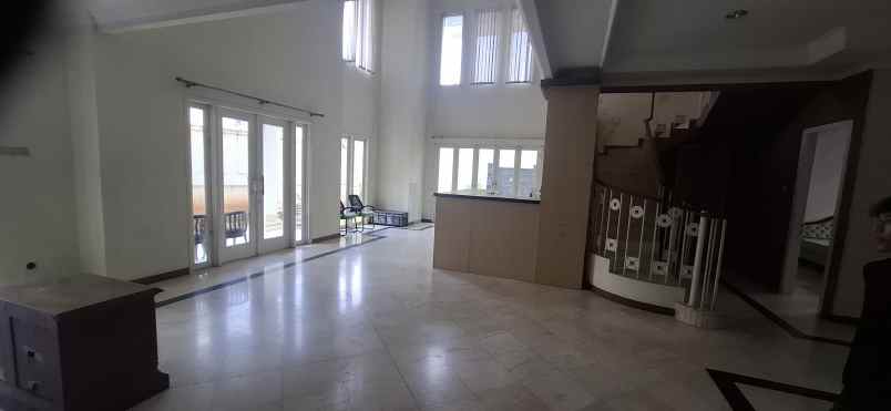 dijual rumah puri sriwedari cibubur