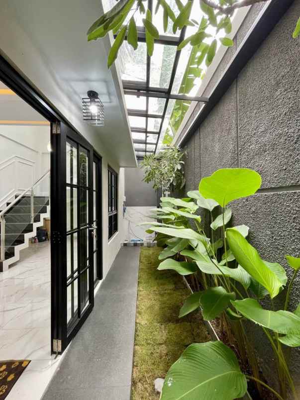 dijual rumah purwo martani kalasan