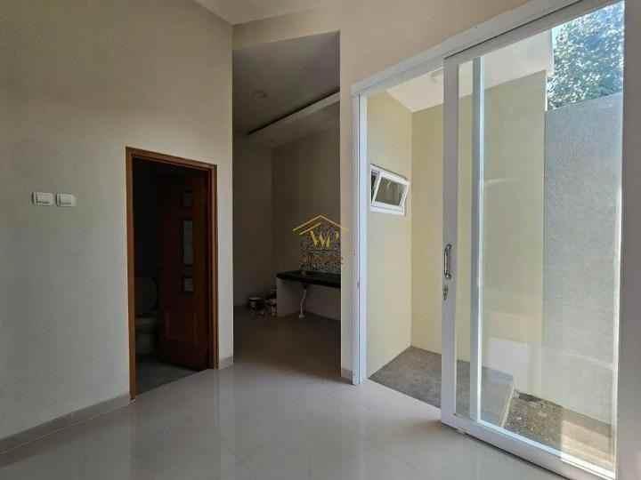 dijual rumah purwomartani kec kalasan