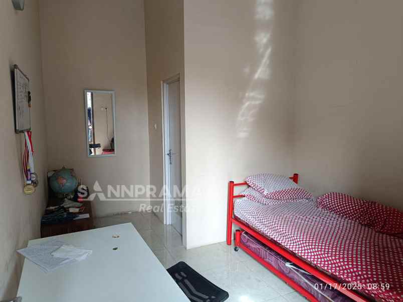 dijual rumah rangkapan jaya pancoran