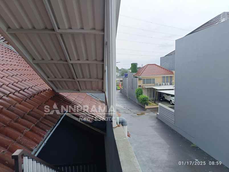 dijual rumah rangkapan jaya pancoran