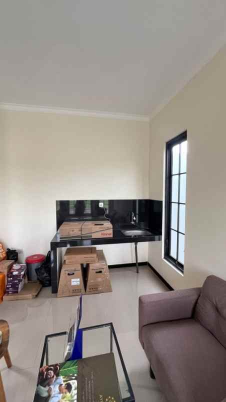 dijual rumah raya arjowinangun