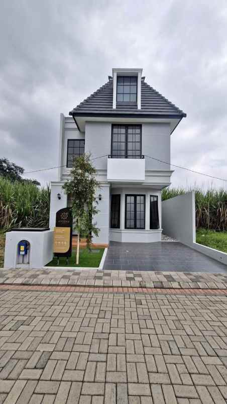 dijual rumah raya arjowinangun