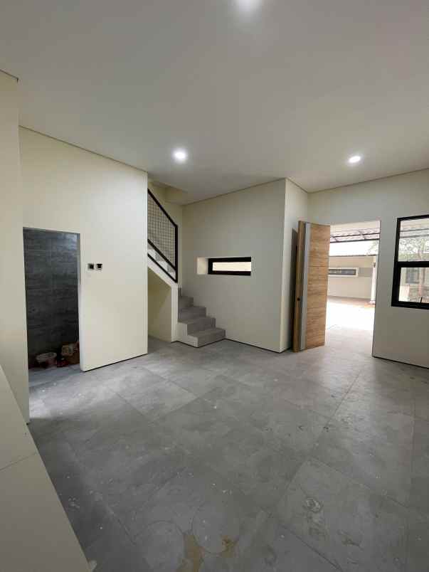 dijual rumah ready stock 815 juta di depok bisa kprs