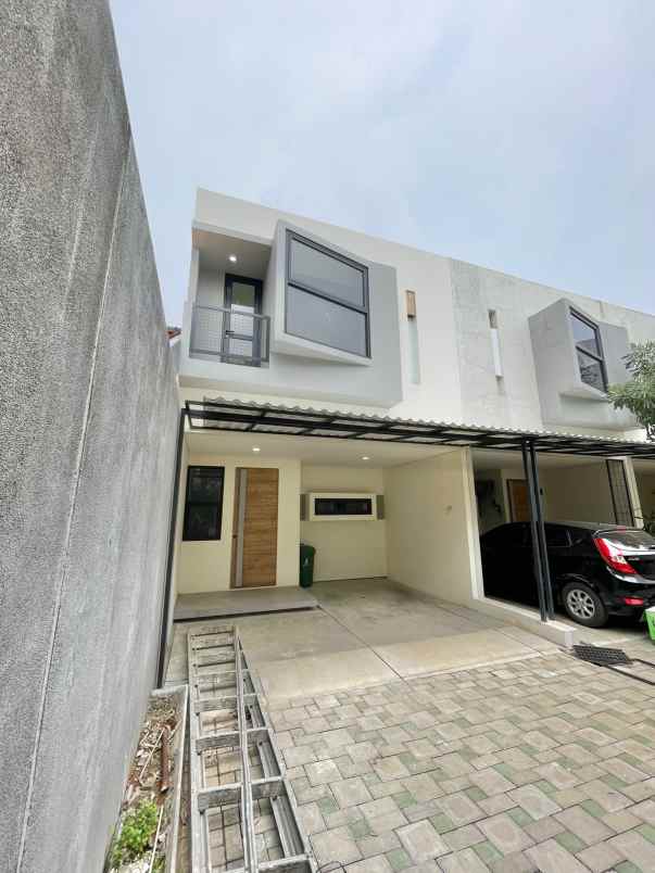 dijual rumah ready stock 815 juta di depok bisa kprs