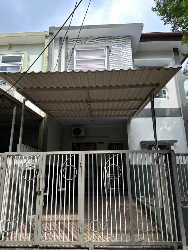 dijual rumah regensi melati mas