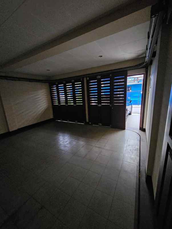 dijual rumah rempoa