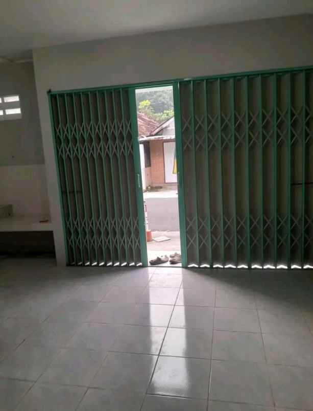 dijual rumah sanggrahan grenjeng