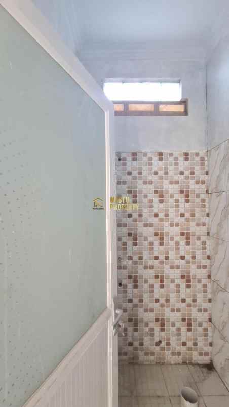 dijual rumah selomartani