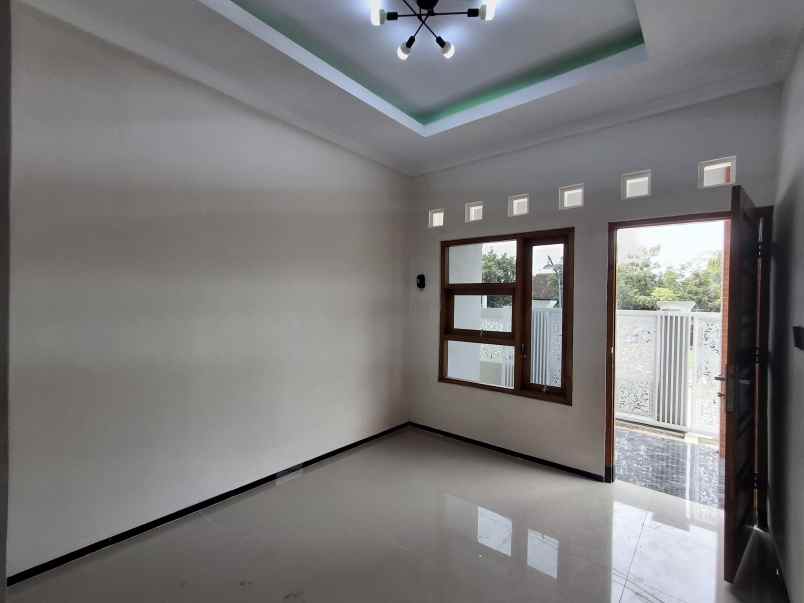 dijual rumah selomartani kalasan sleman