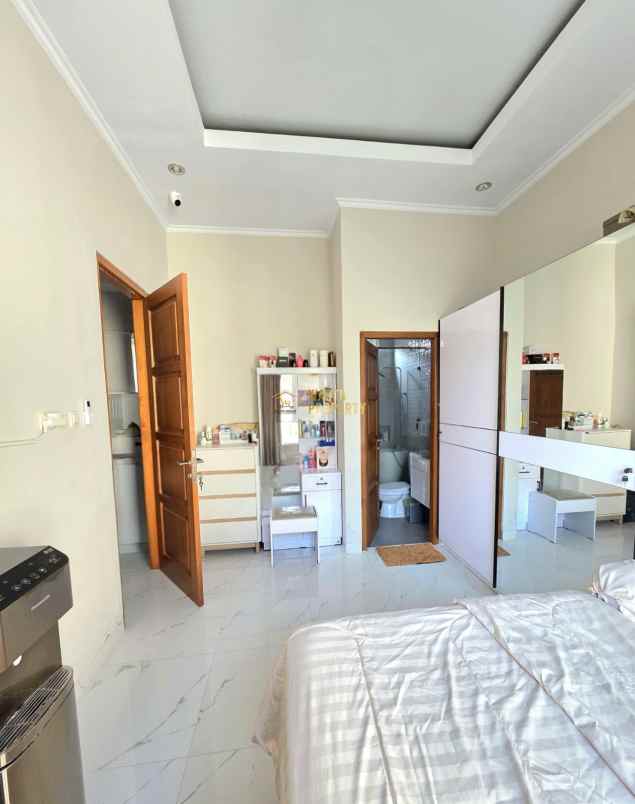 dijual rumah sendangadi