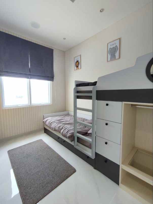 dijual rumah serua ciputat