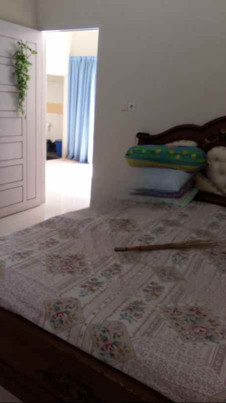 dijual rumah siap huni
