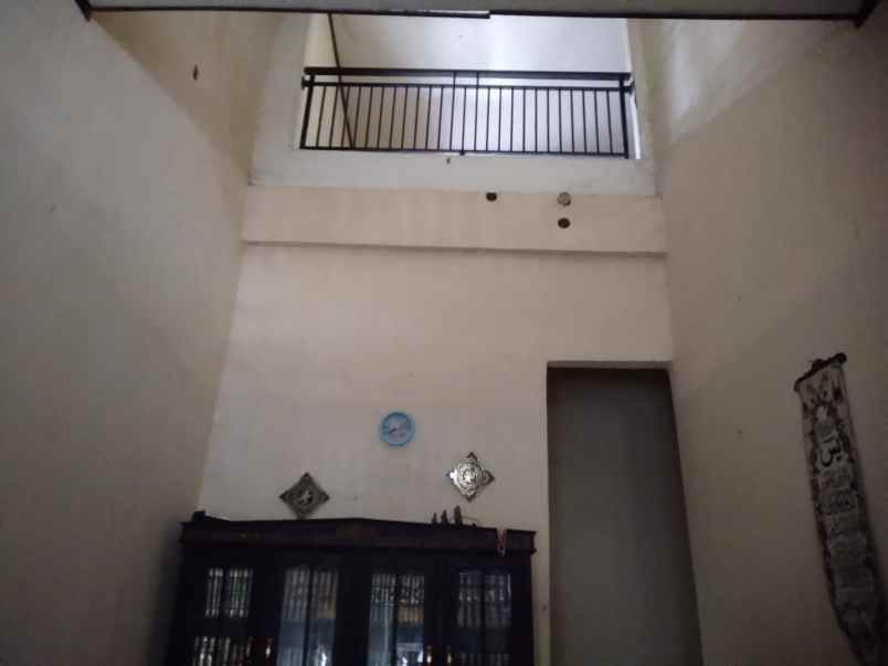 dijual rumah siap huni