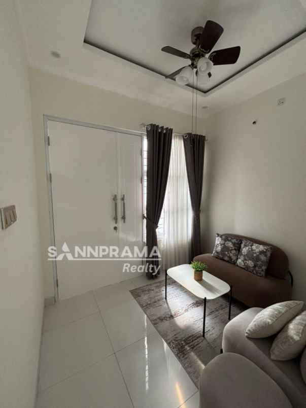 dijual rumah siap huni di cinere parkview limo depok
