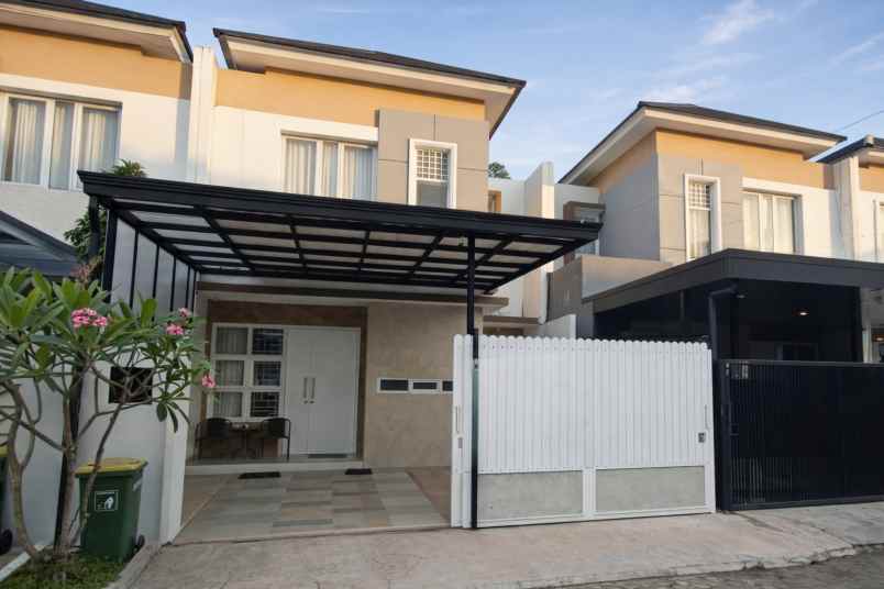 dijual rumah siap huni di cinere parkview limo depok