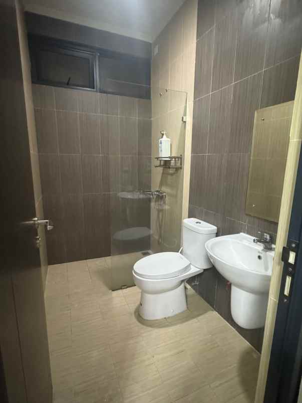 dijual rumah siap huni di kota wisata cibubur