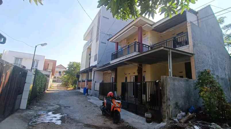 dijual rumah stipram