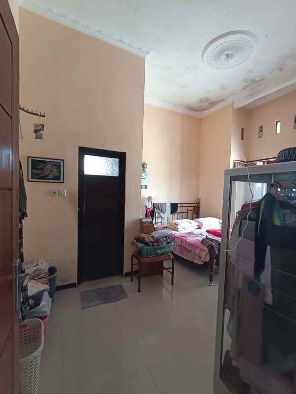 dijual rumah sumbergondo