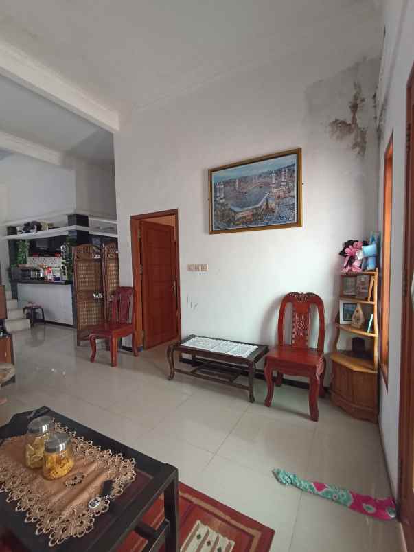 dijual rumah sumbergondo