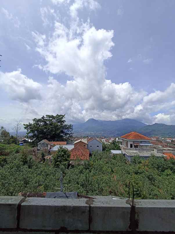 dijual rumah sumbergondo