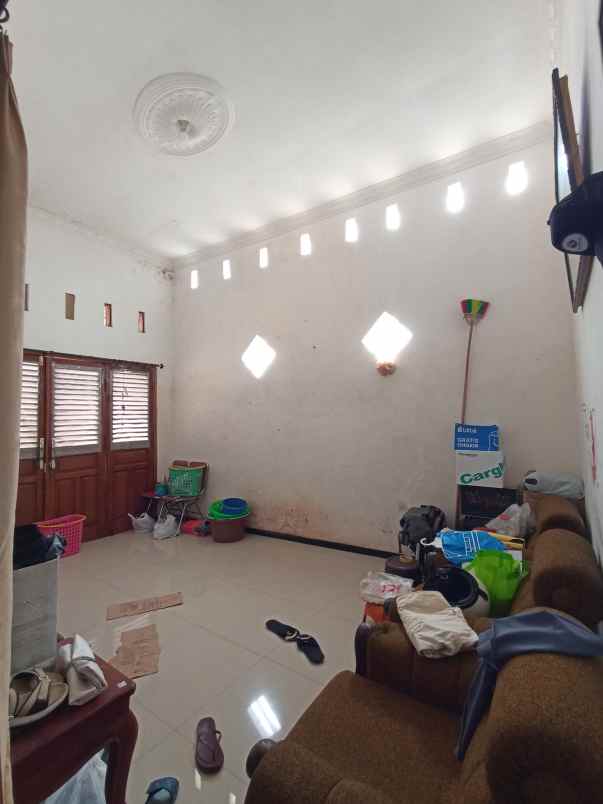 dijual rumah sumbergondo