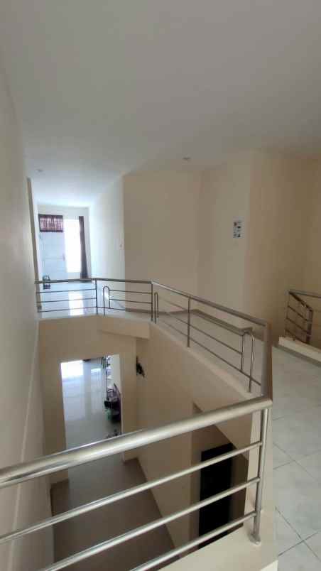 dijual rumah sutorejo utara mulyorejo